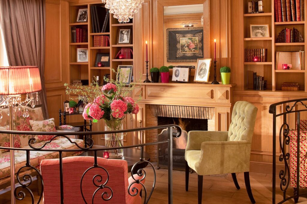 Salon de l'hôtel Cordélia