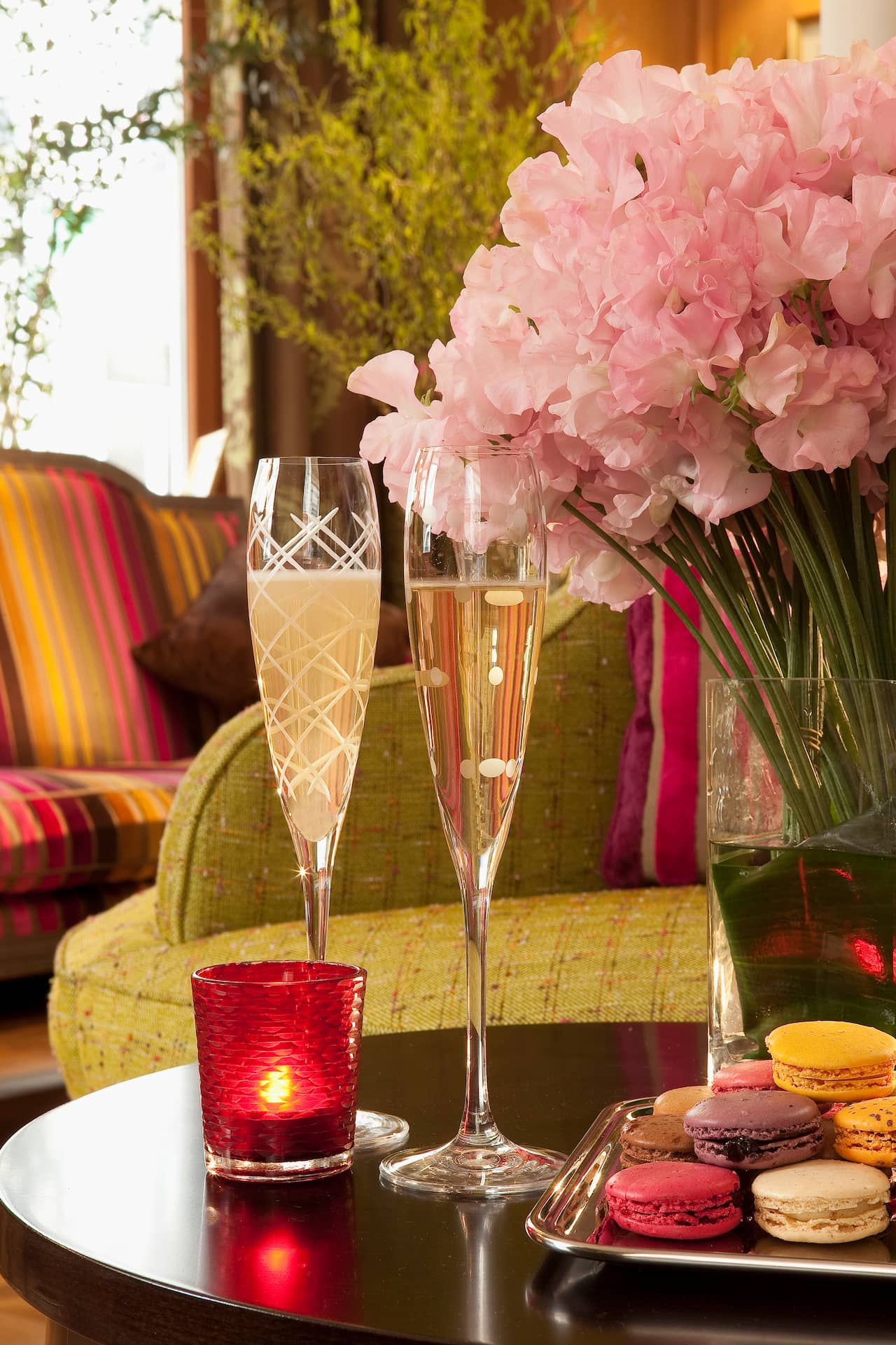 Coupe de champagne au salon Sweet Bar de l'Hôtel Cordélia Paris