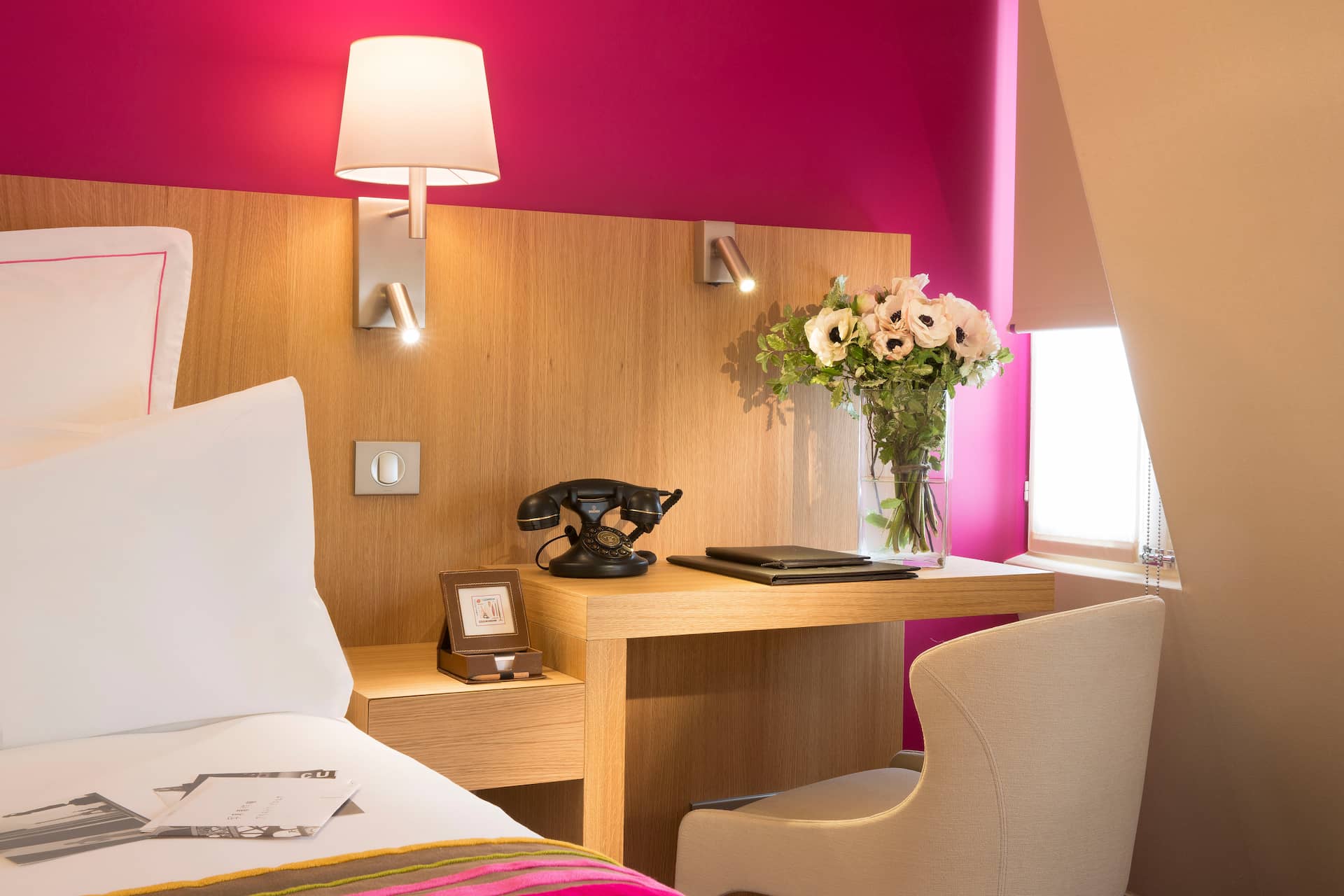 Chambre Double avec coin bureau - Hôtel Cordélia Paris